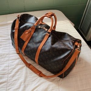 100% AUTH Louis Vuitton Keepall 55 Bandouliere